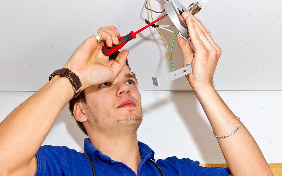 électricien à domicile Ollainville